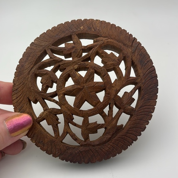 Vintage Carved Wood Coaster Trivet Made in India - Picture 2 of 3